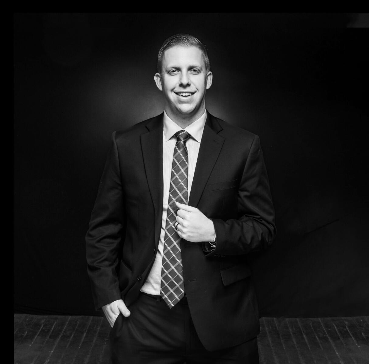 Utah lawyer helping client sell a small business